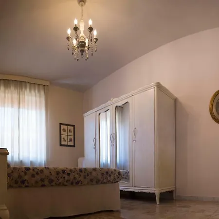 Alba Apartment Alba (Piedmont)